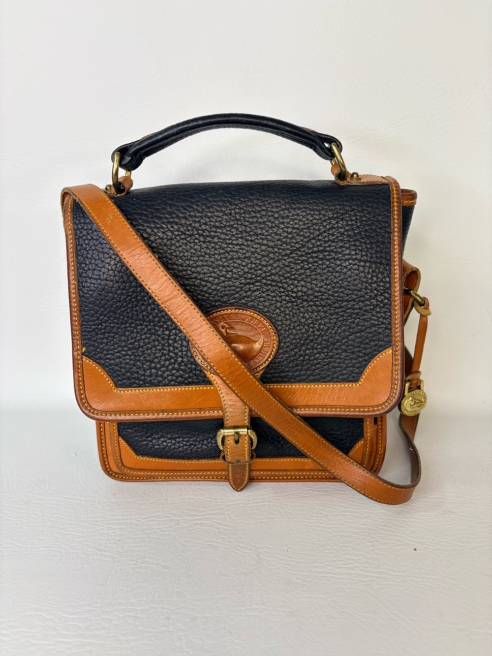 Vintage Dooney & Bourke Surrey Crossbody Bag Black Tan AWL Leather USA